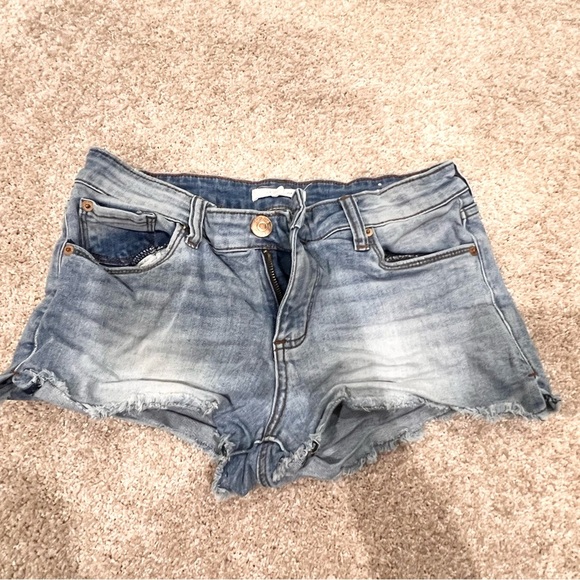 STS Blue Pants - 🔥BUY TWO GET ONE 50% OFF🔥
*Discount applied when you create a bundle*